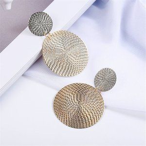 Elegant Disc Earrings